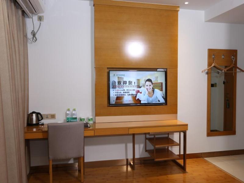 Greentree Inn Macheng Cultural Town Business Hotel Екстериор снимка