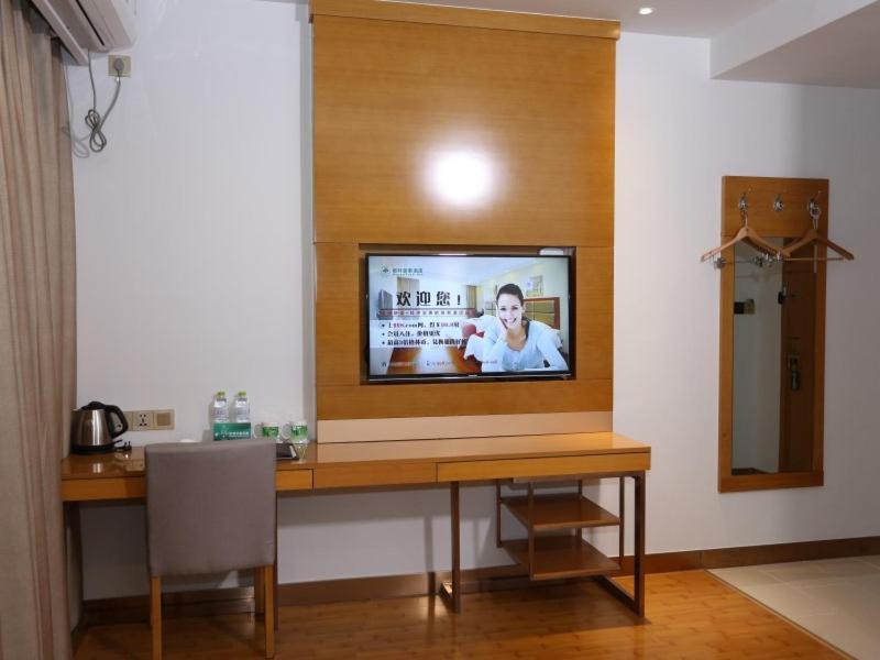 Greentree Inn Macheng Cultural Town Business Hotel Екстериор снимка
